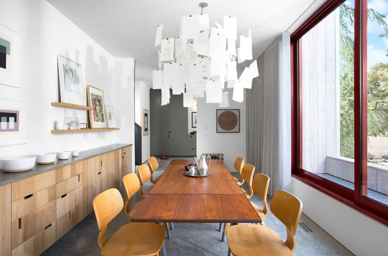 Rough House dining