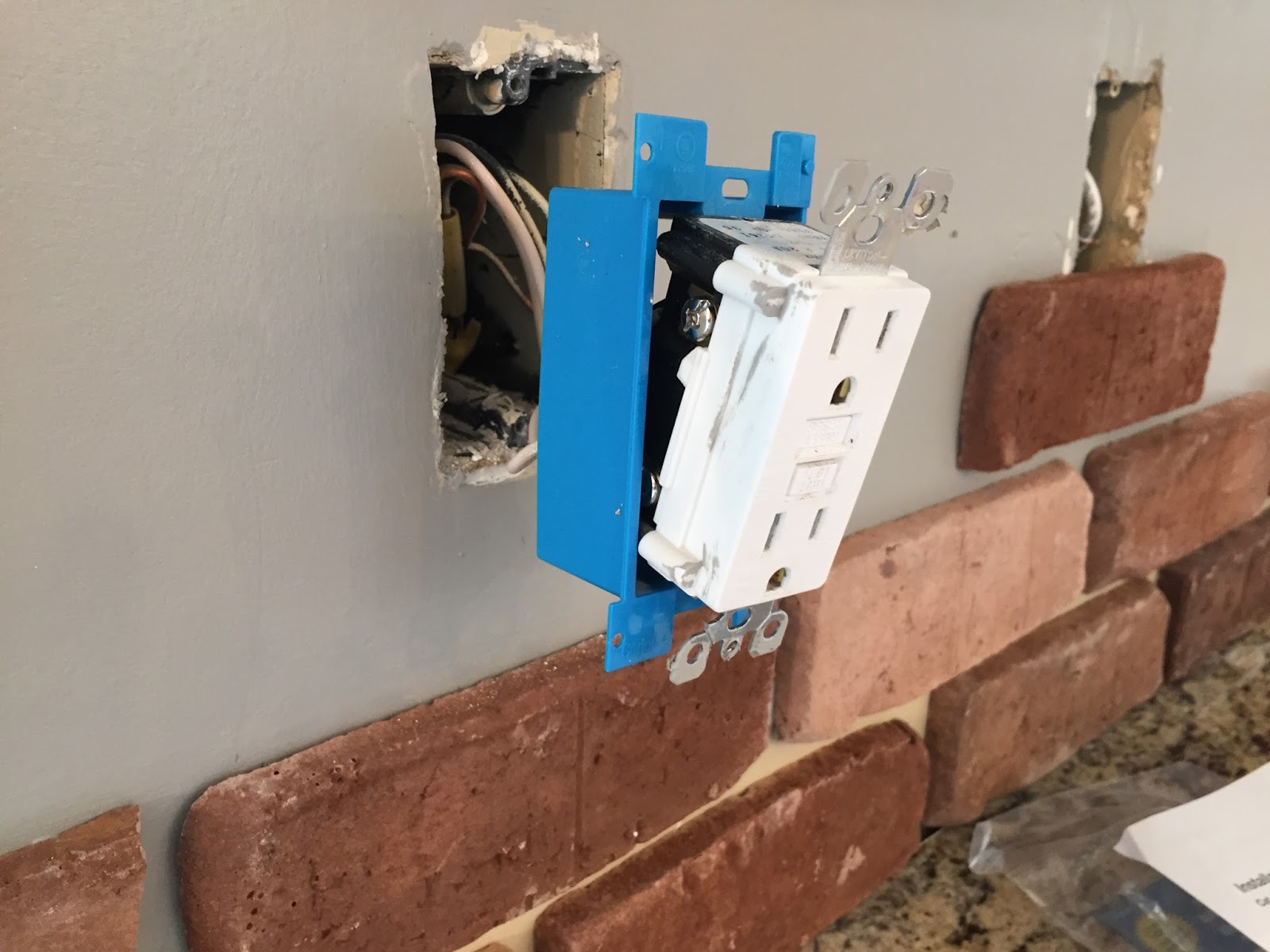 Do-It-Yourself Brick Veneer Backsplash