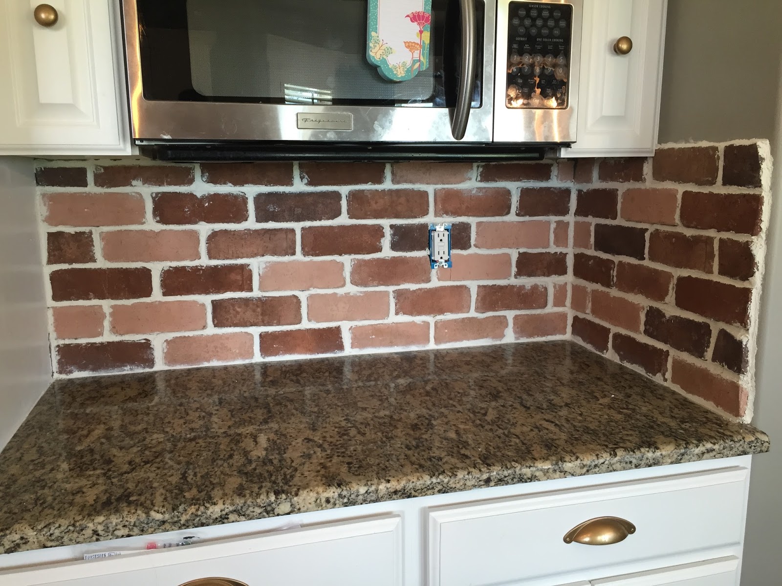Do-It-Yourself Brick Veneer Backsplash
